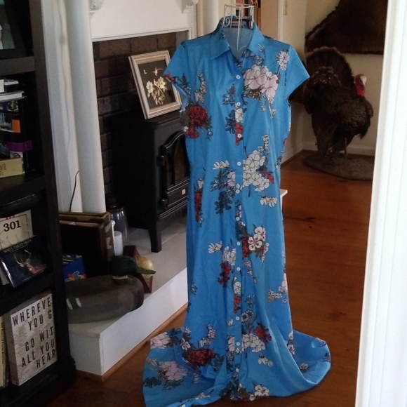 MISSLOOK Dresses & Skirts - Gorgeous maxi dress